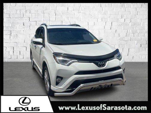 2017 Toyota RAV4 SE