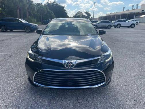 Midnight Black Metallic 2016 Toyota Avalon Limited