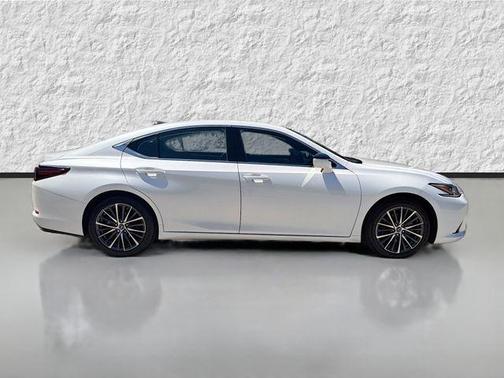 Eminent White Pearl 2023 Lexus ES 350 Base