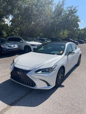 White Pearl 2023 Lexus ES 350 Base
