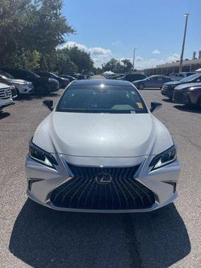 White Pearl 2023 Lexus ES 350 Base
