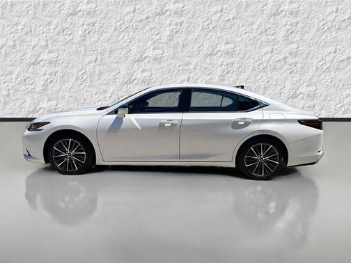Eminent White Pearl 2023 Lexus ES 350 Base