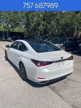 White Pearl 2023 Lexus ES 350 Base