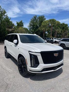 Crystal White Tricoat 2025 Cadillac Escalade Sport
