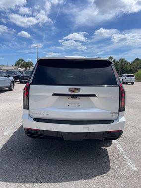 Crystal White Tricoat 2025 Cadillac Escalade Sport