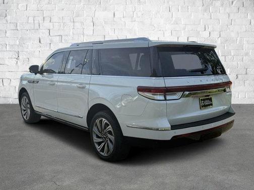 2024 Lincoln Navigator Reserve