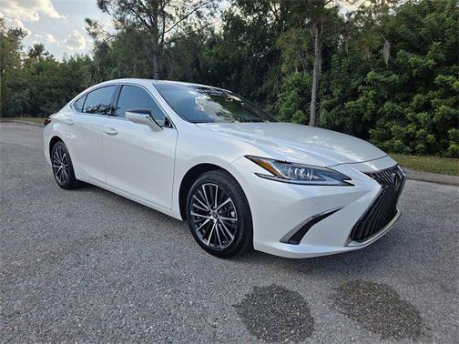 2025 Lexus ES 350 Base