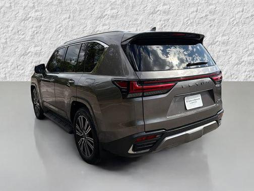 2022 Lexus LX 600 Luxury