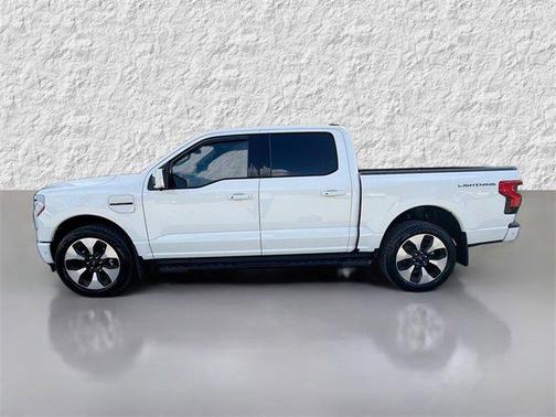 2022 Ford F-150 Lightning Platinum