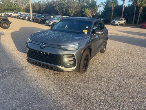 2025 Volkswagen Tiguan 2.0T SE R-Line Black 4MOTION