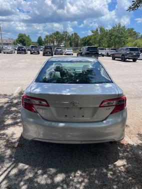 Classic Silver Metallic 2014 Toyota Camry LE