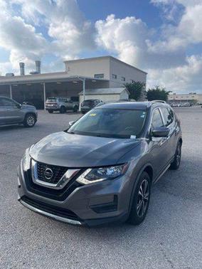 Gun Metallic 2019 Nissan Rogue SV