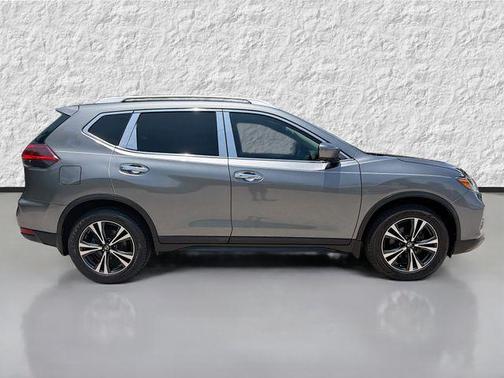 Gun Metallic 2019 Nissan Rogue SV