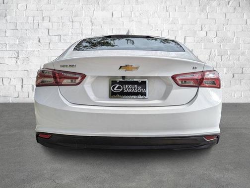 2022 Chevrolet Malibu FWD LT