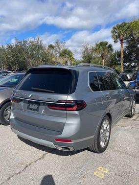 2024 BMW X7 xDrive40i