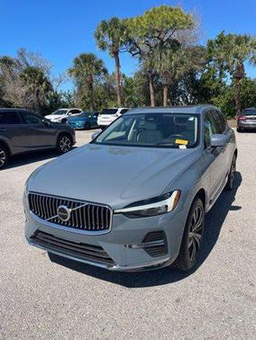 2022 Volvo XC60 B6 Inscription