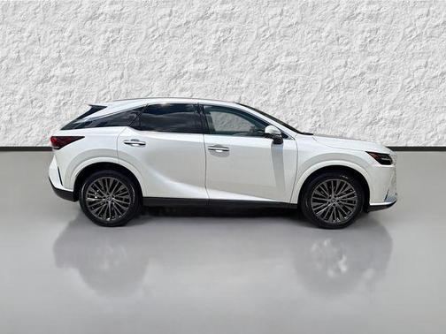 Eminent White Pearl 2023 Lexus RX 350 Luxury