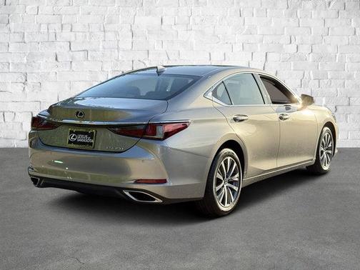 2021 Lexus ES 350 Base
