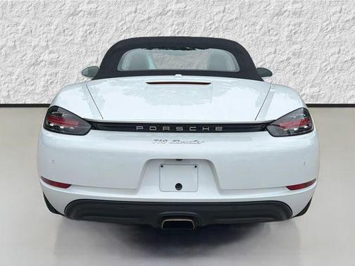 Carrara White Metallic 2017 Porsche 718 Boxster Base