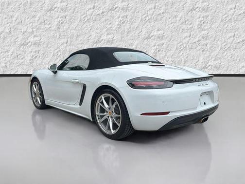 Carrara White Metallic 2017 Porsche 718 Boxster Base