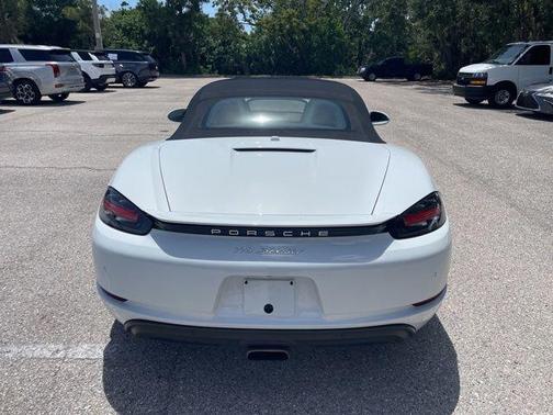 Carrara White Metallic 2017 Porsche 718 Boxster Base