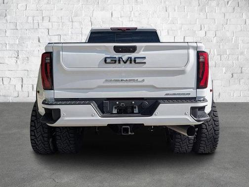 2024 GMC Sierra 3500 Denali