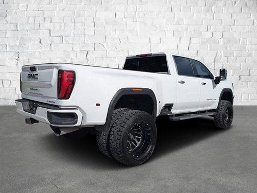 2024 GMC Sierra 3500 Denali