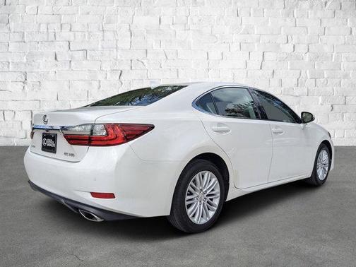 2017 Lexus ES 350 Base