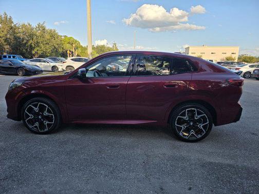 2024 BMW X2 M35i