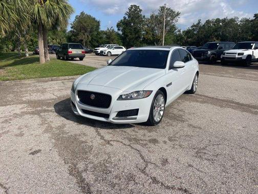 2020 Jaguar XF 25t Premium RWD Automatic