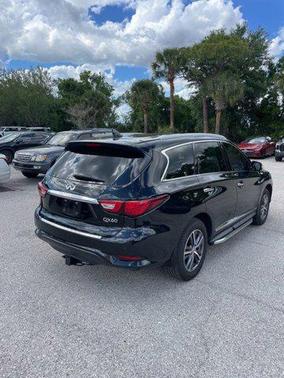 2017 INFINITI QX60 Base