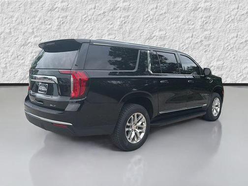 Onyx Black 2022 GMC Yukon XL SLT
