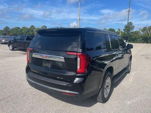 Onyx Black 2022 GMC Yukon XL SLT
