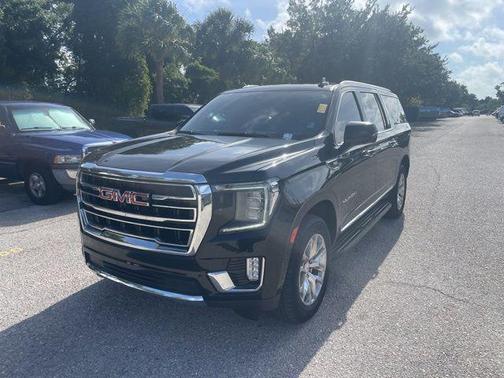 Onyx Black 2022 GMC Yukon XL SLT