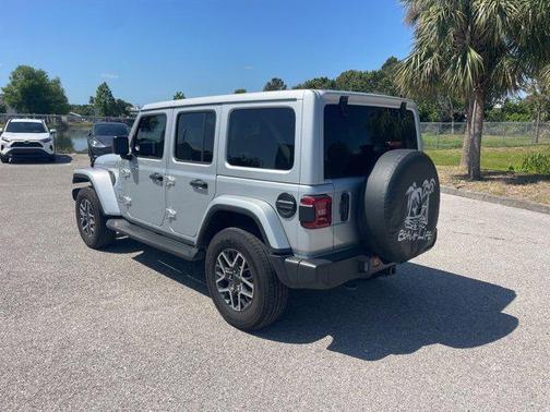 2024 Jeep Wrangler 4-Door Sahara 4x4