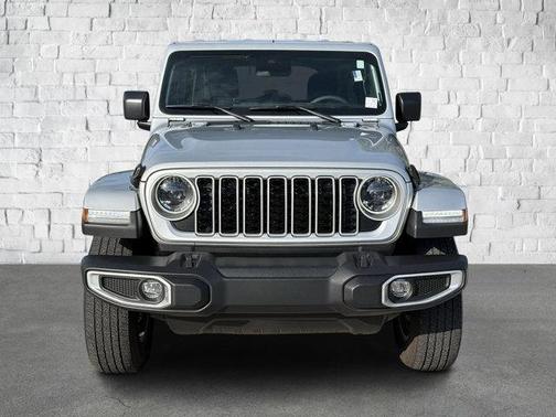 2024 Jeep Wrangler 4-Door Sahara 4x4