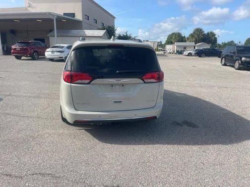2019 Chrysler Pacifica Limited