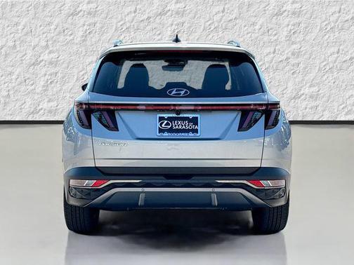 Shimmering Silver 2022 Hyundai TUCSON Limited