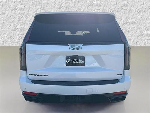 2022 Cadillac Escalade Sport