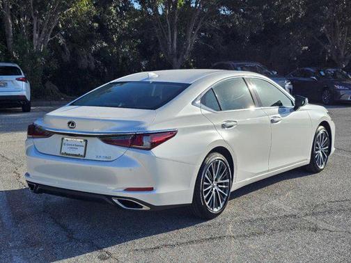 2024 Lexus ES 350 Base