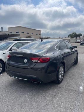 2016 Chrysler 200 C