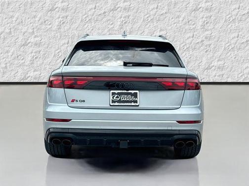 Satellite Silver Metallic 2024 Audi SQ8 4.0T Prestige
