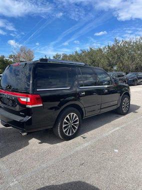 2016 Lincoln Navigator Select