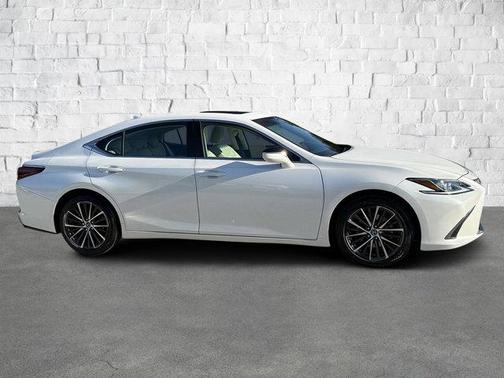 2023 Lexus ES 350 Base