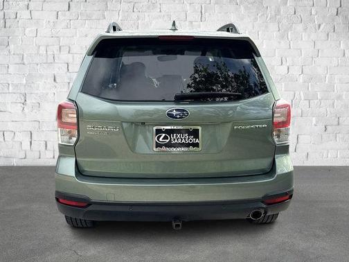 2017 Subaru Forester 2.5i Touring
