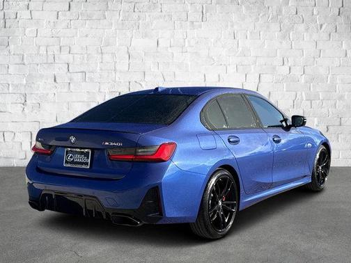 2023 BMW M340 i xDrive