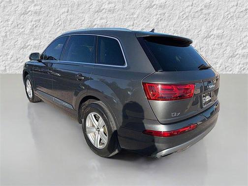 2019 Audi Q7 45 Premium