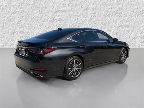2023 Lexus ES 350 Base