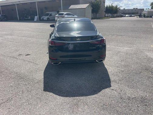 2023 Lexus ES 350 Base