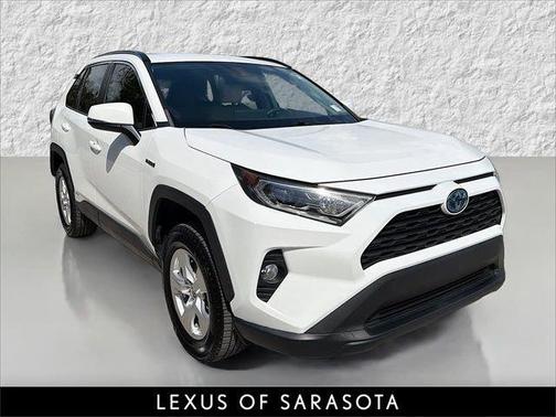 2021 Toyota RAV4 Hybrid XLE